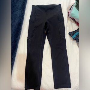 black lululemon leggings